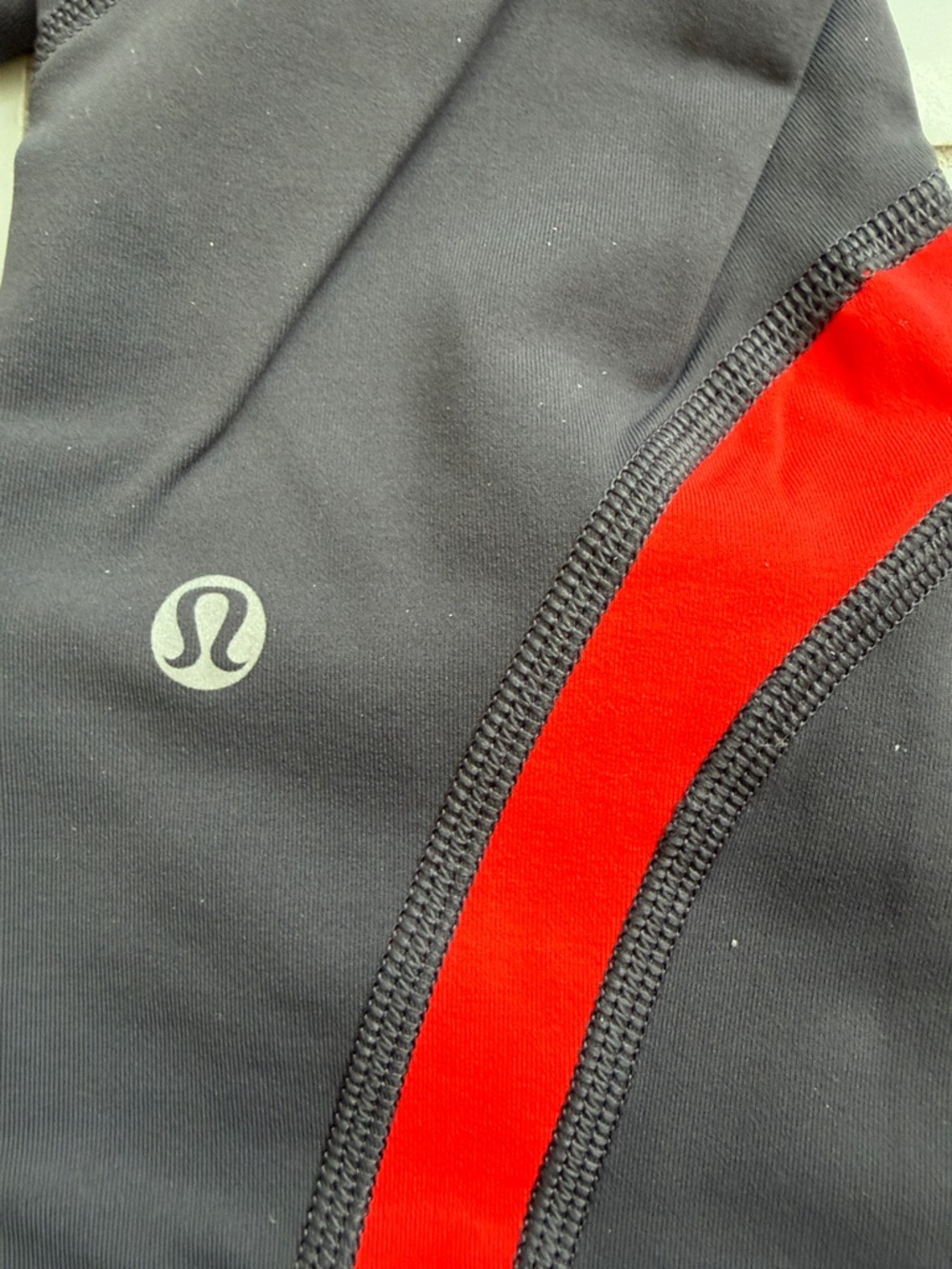 lululemon athletica Gray workout leggings with Orange Accents - Picture 2 of 5